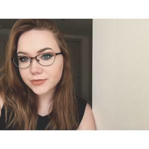 Meet your Posher, Carolyn